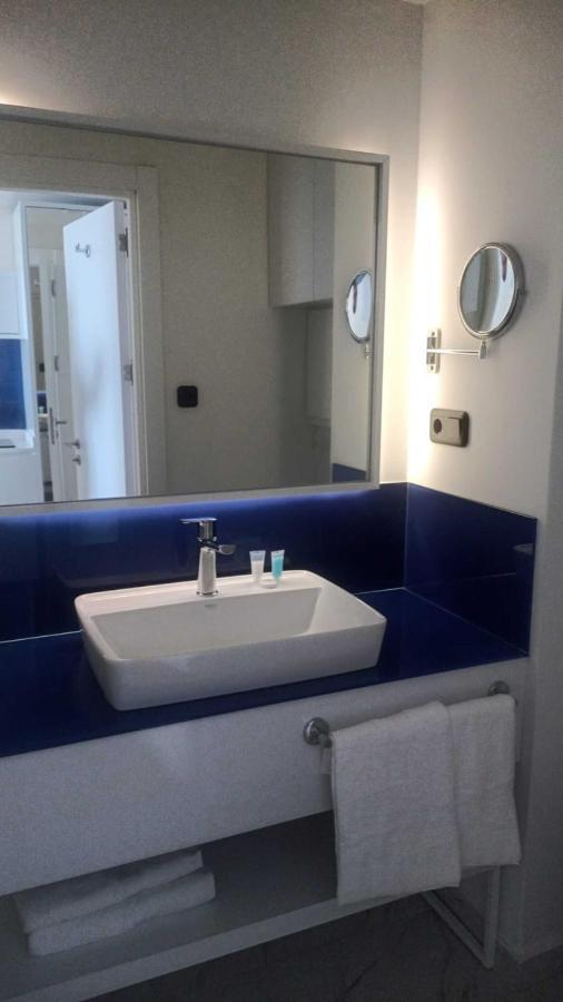 Luxe Apartment Batumi Sea Front المظهر الخارجي الصورة